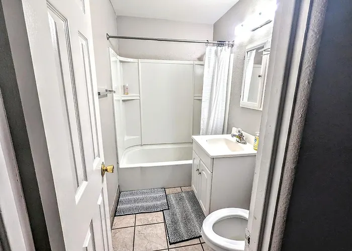 Private In Phoenix, Az * Tempe